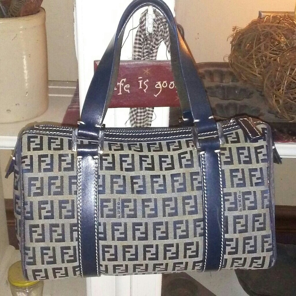 Fendi: vintage Zucca Jaquard Doctors Satchel. VGUC